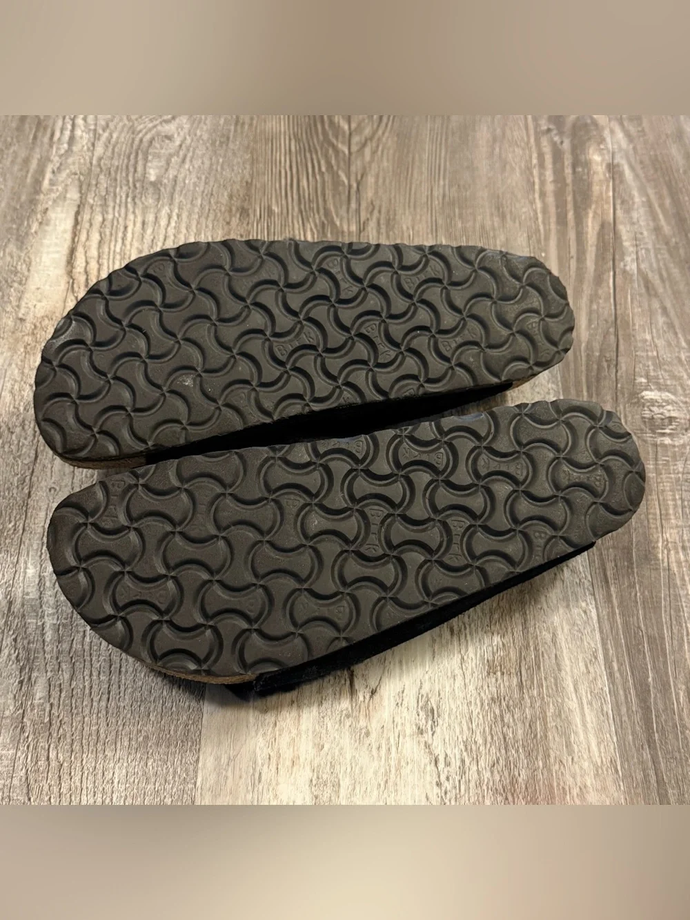 Birkenstock Arizona Shearling Sandals – Black Suede Unisex Size 40